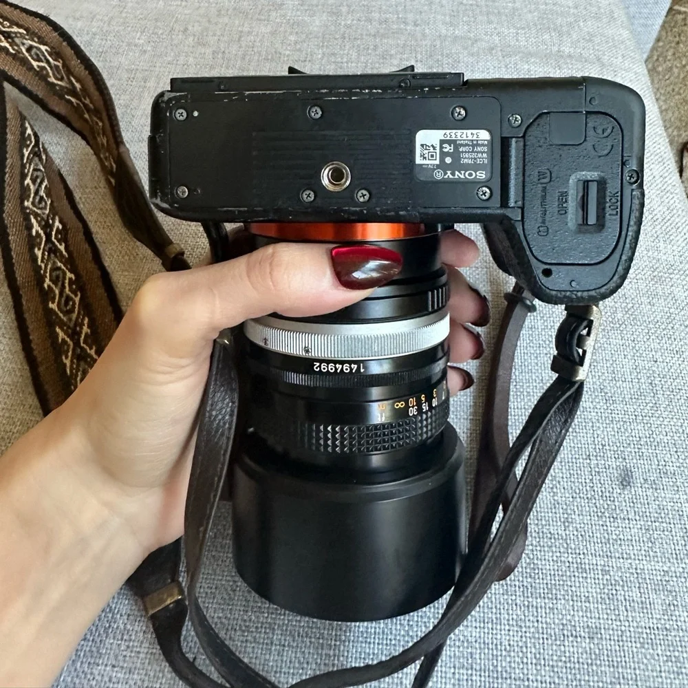 Sony Alpha A7r ii Camera Body Only Black